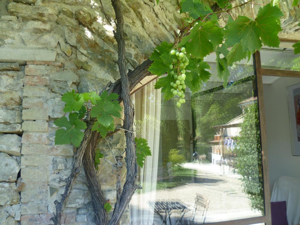 Les Beaux Chenes Villa Pont-de-Barret Buitenkant foto